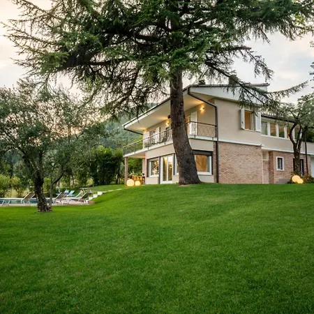Dei Lauri - Vista Con Piscina Villa Salò
