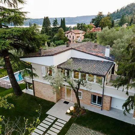 Dei Lauri - Vista Con Piscina Villa